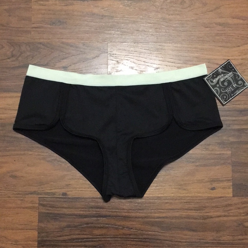 NWT Splendies Black Smooth Boyshort, size M